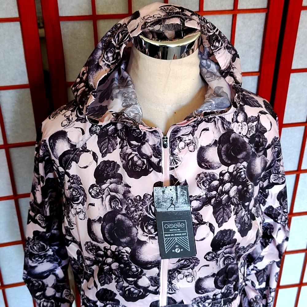 # 23 Oiselle Activewear Multi-colored Pink Hoodie. Size: XS - Picture 4 of 6